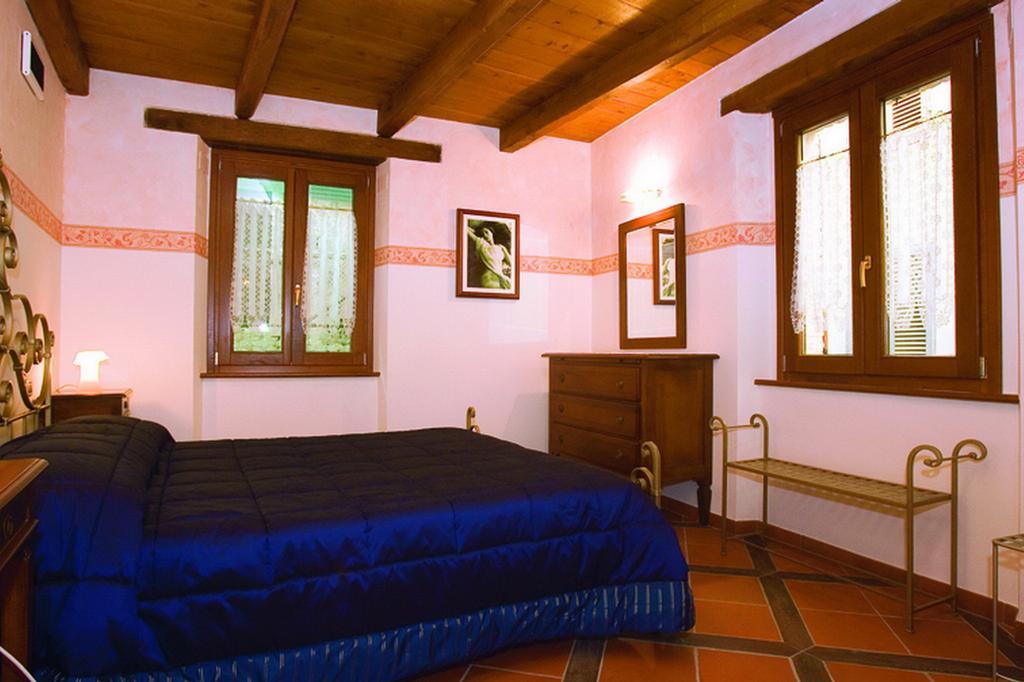 B&B La Torretta Sul Borgo Grottammare Szoba fotó